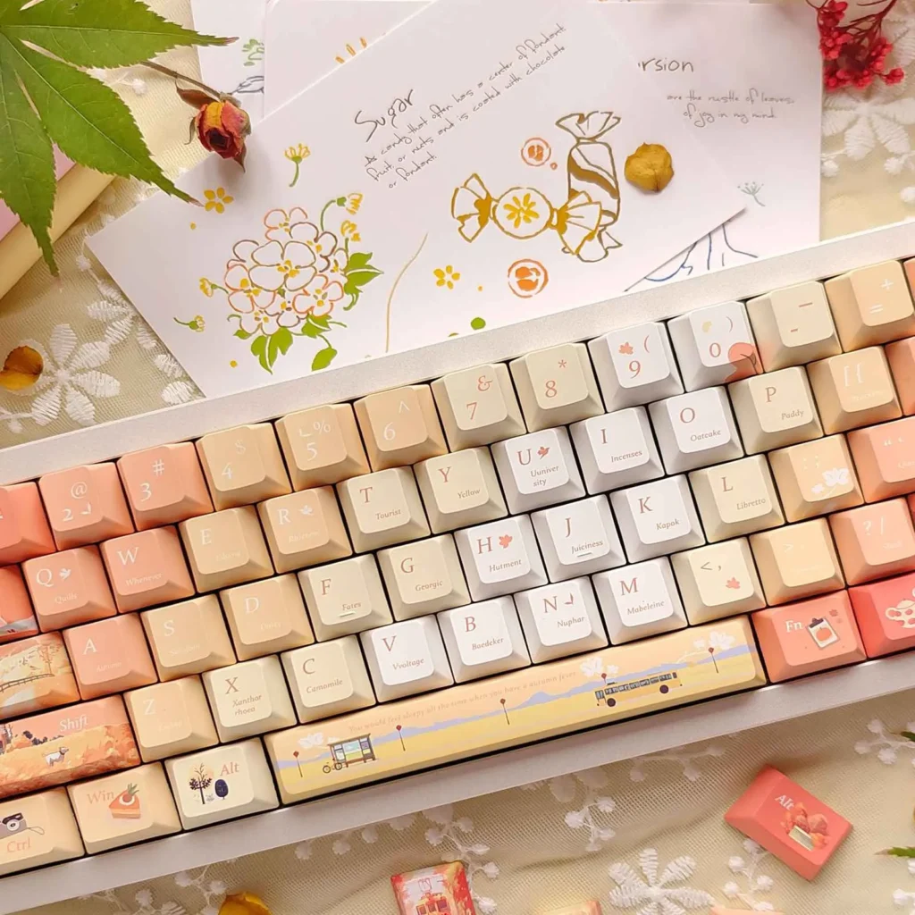 autumn-maple-walkers-series-keycap-set-upfront2