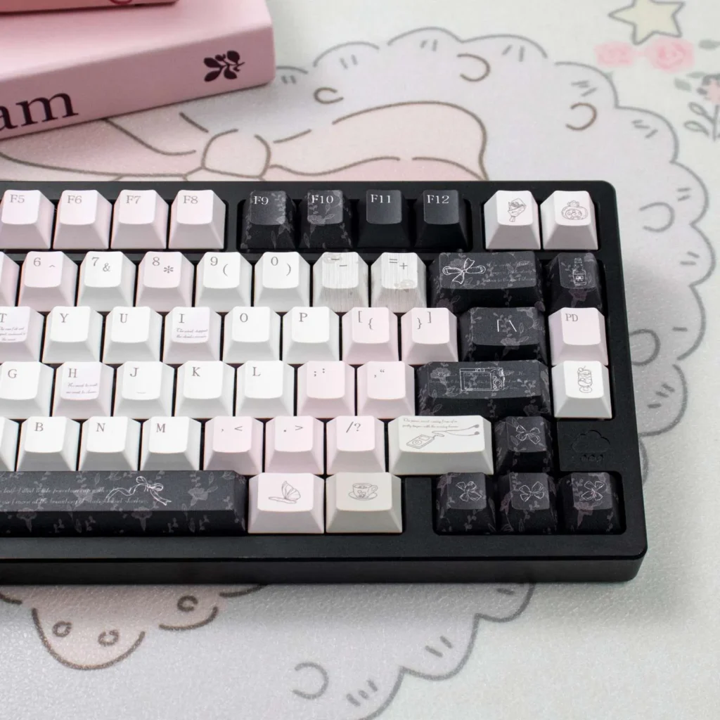 black-veil-pink-cheeks-cherry-keycapset-front2