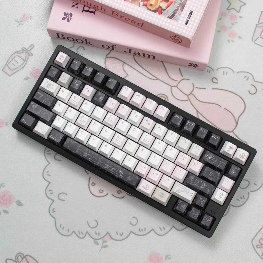 black-veil-pink-cheeks-cherry-keycapset-upfront