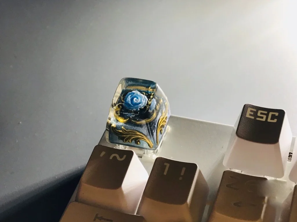 blue-enchantress-transparent-keycap-onkeyboard