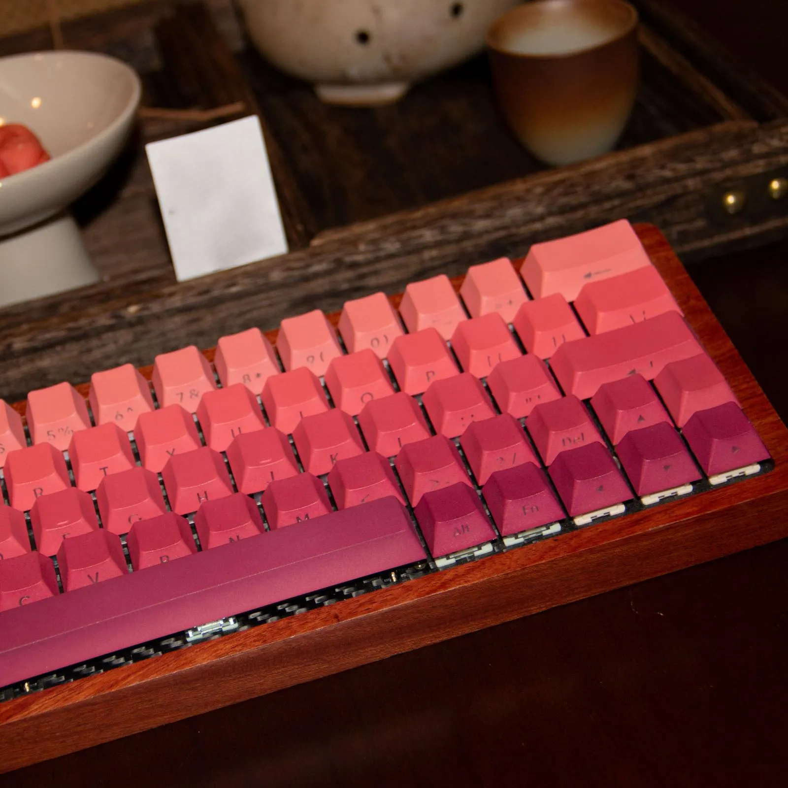 blush-pink-oem-keycap-set-side2