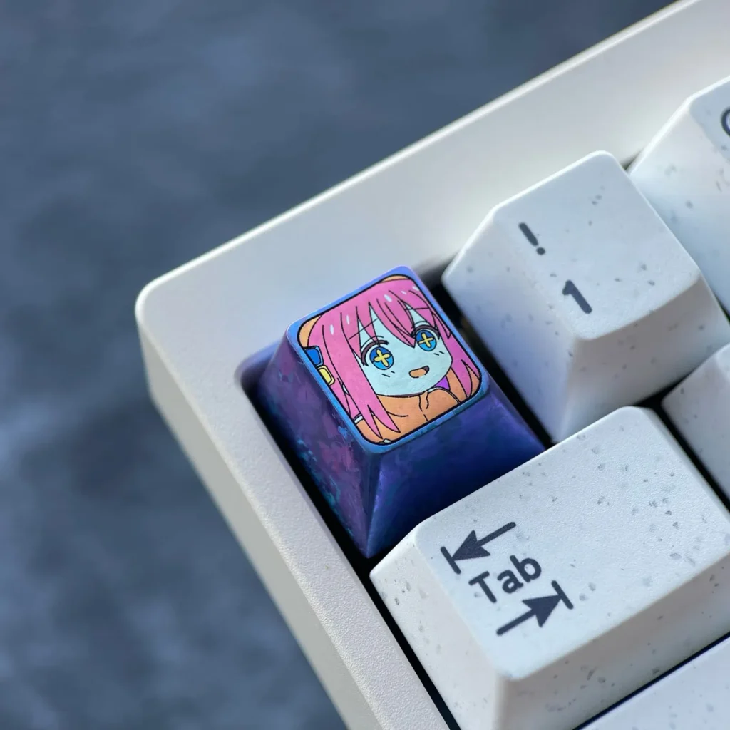 bocchitherock-hitori-gotoh-sparkling-eyes-keycap-side