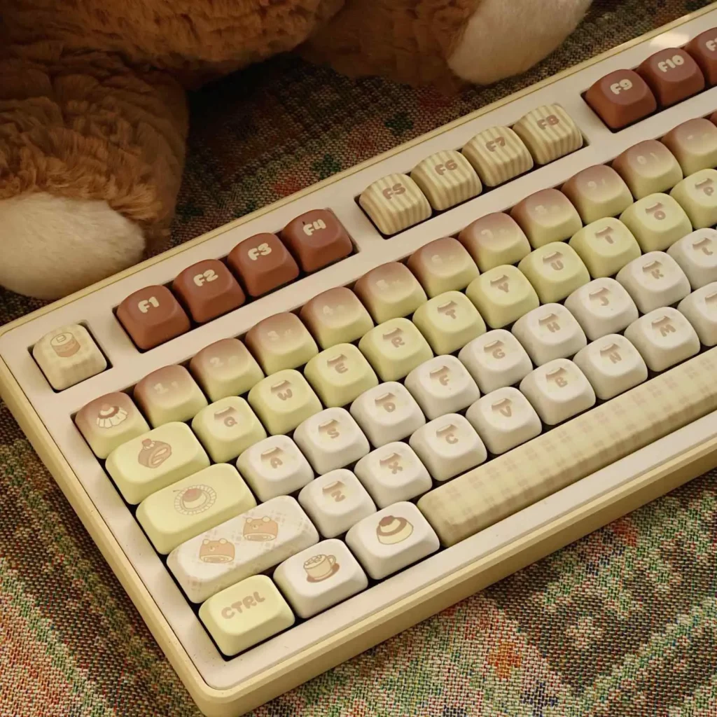 caramel-pudding-series-keycap-set-side