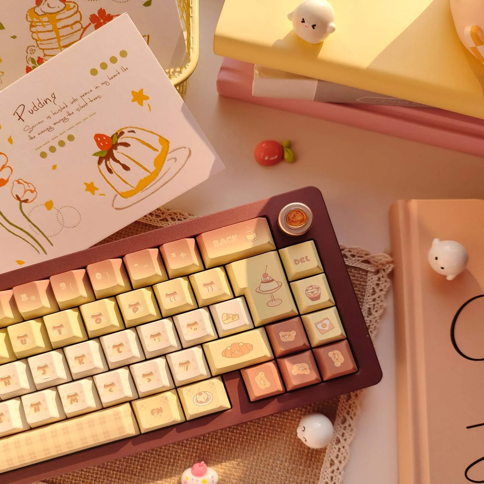 caramel-pudding-series-keycap-set-side2