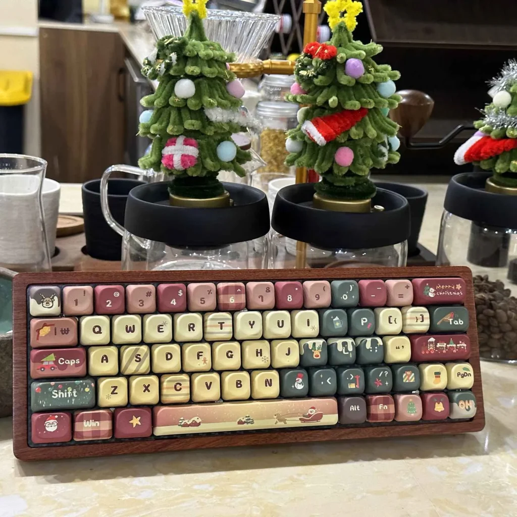 christmas-fir-series-keycap-set-front