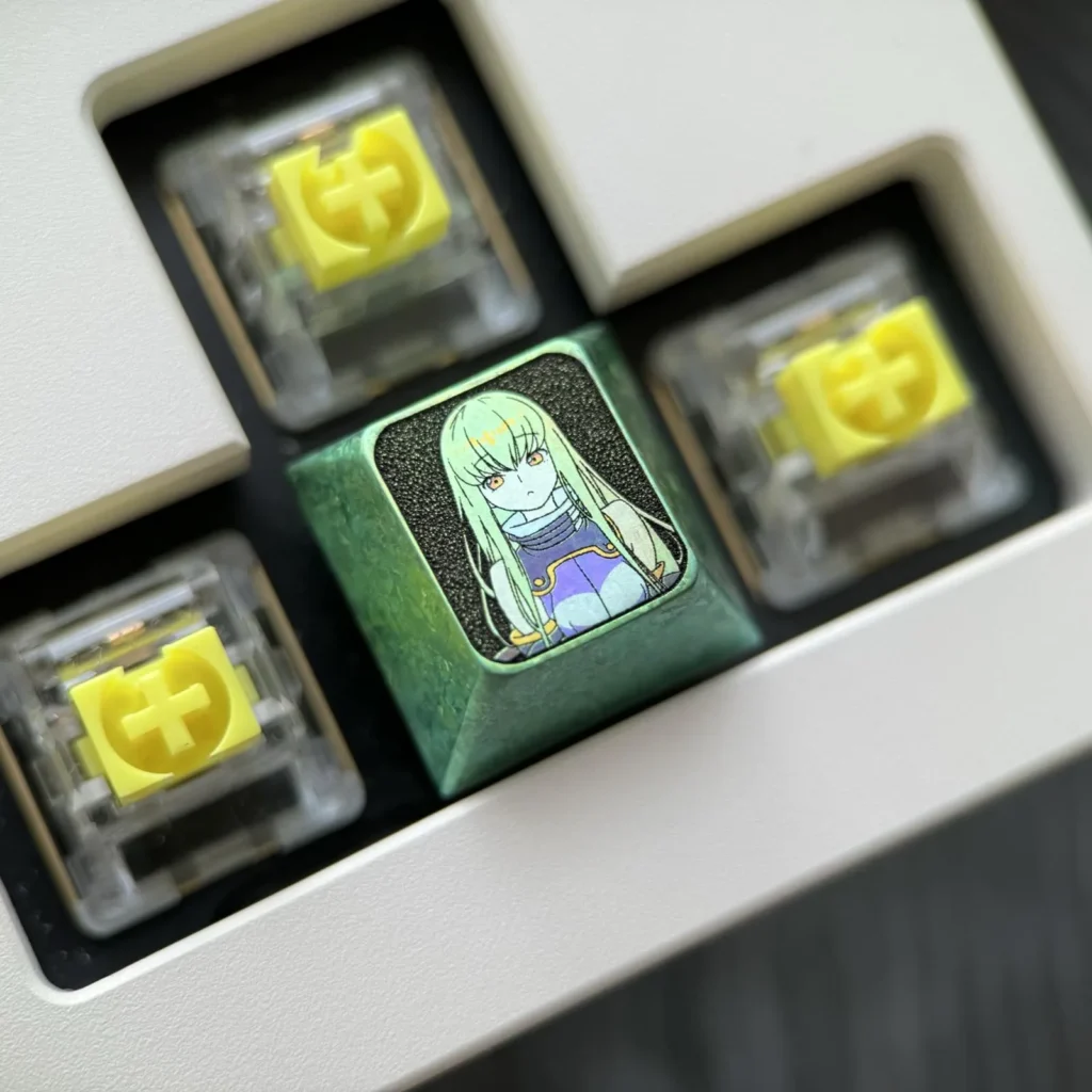 code-geass-stylish-c-c-keycaps-1