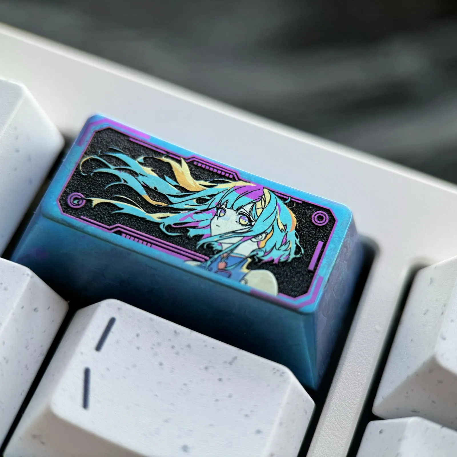 cyberpunk2077-lucyna-kushinada-backspace-key-keycap-side2