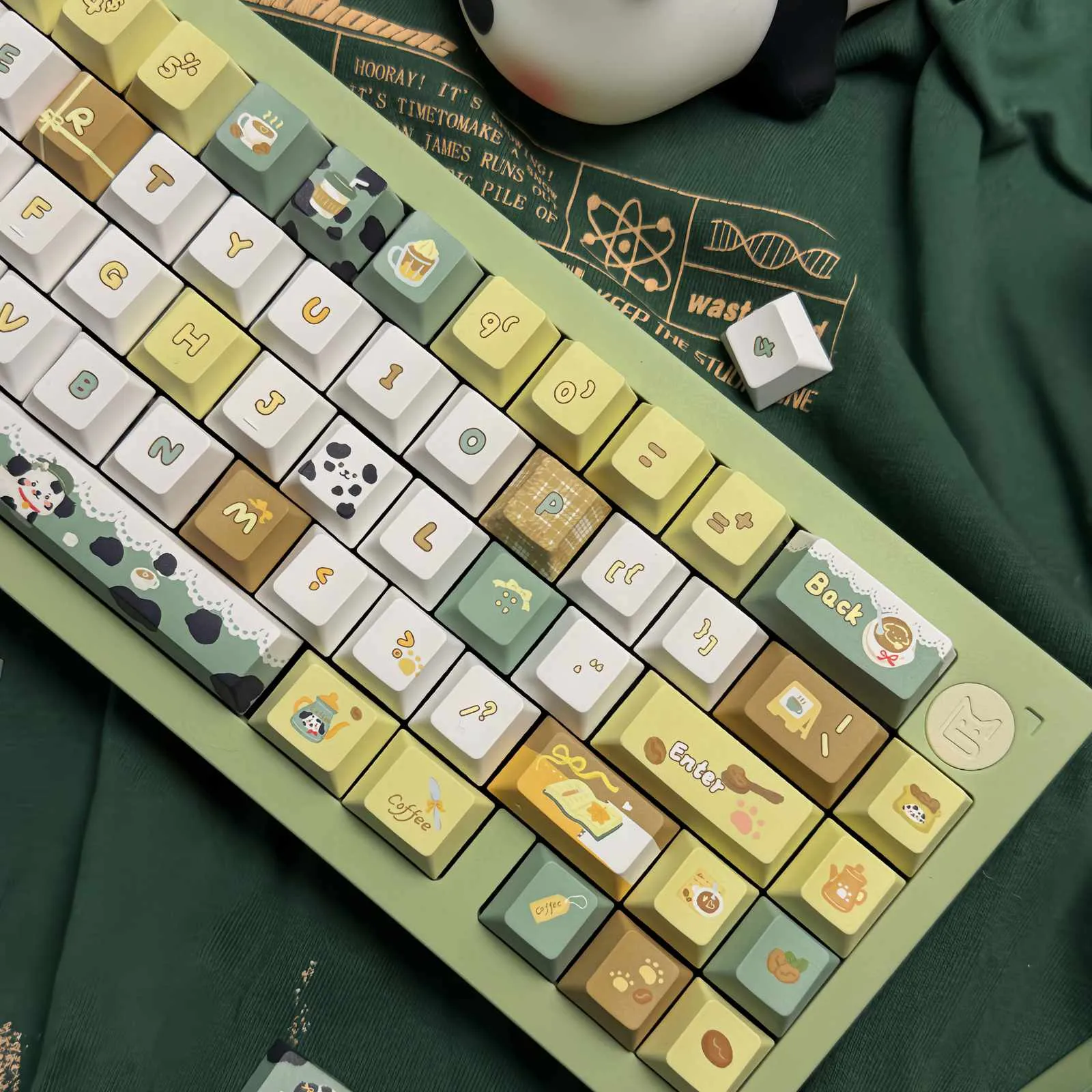 dalmatian-dog-series-keycap-set-side2