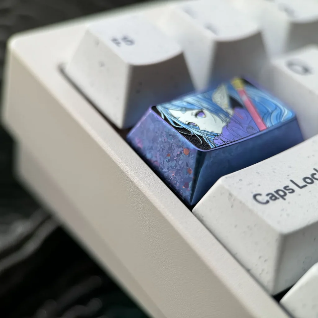 frierenbeyond-journeysend-cool-frieren-tabkey-keycap-side3