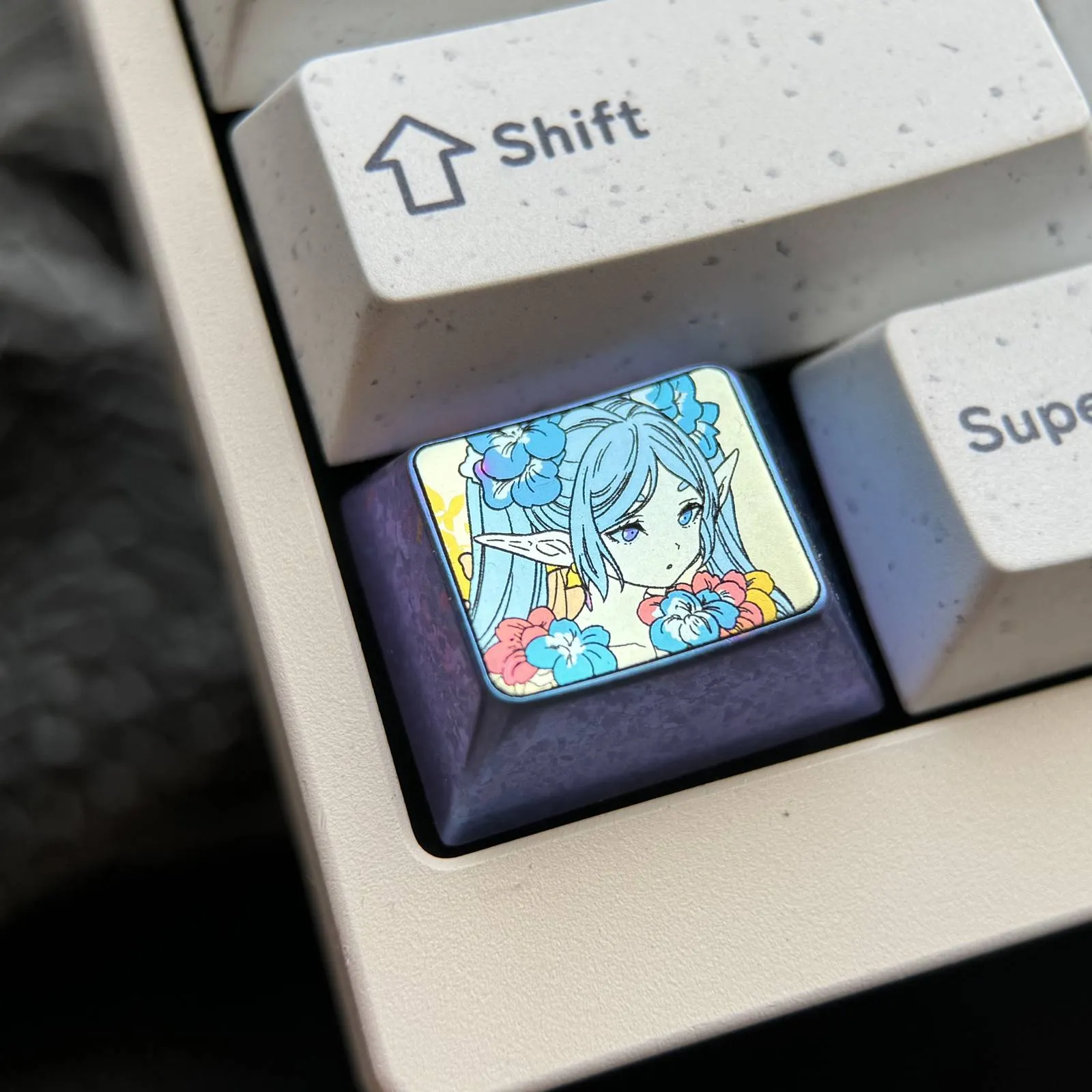 frierenbeyond-journeysend-stylish-frieren-controlkey-keycap-side2