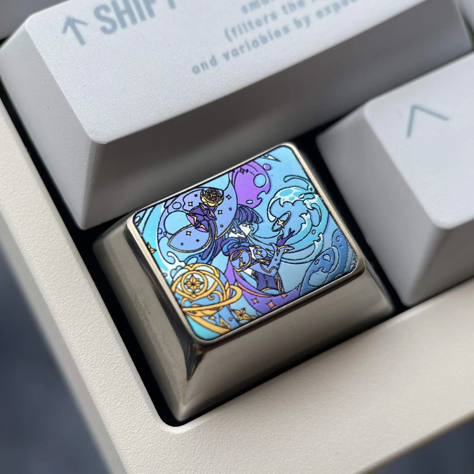 genshin-impact-mona-keycaps-side2