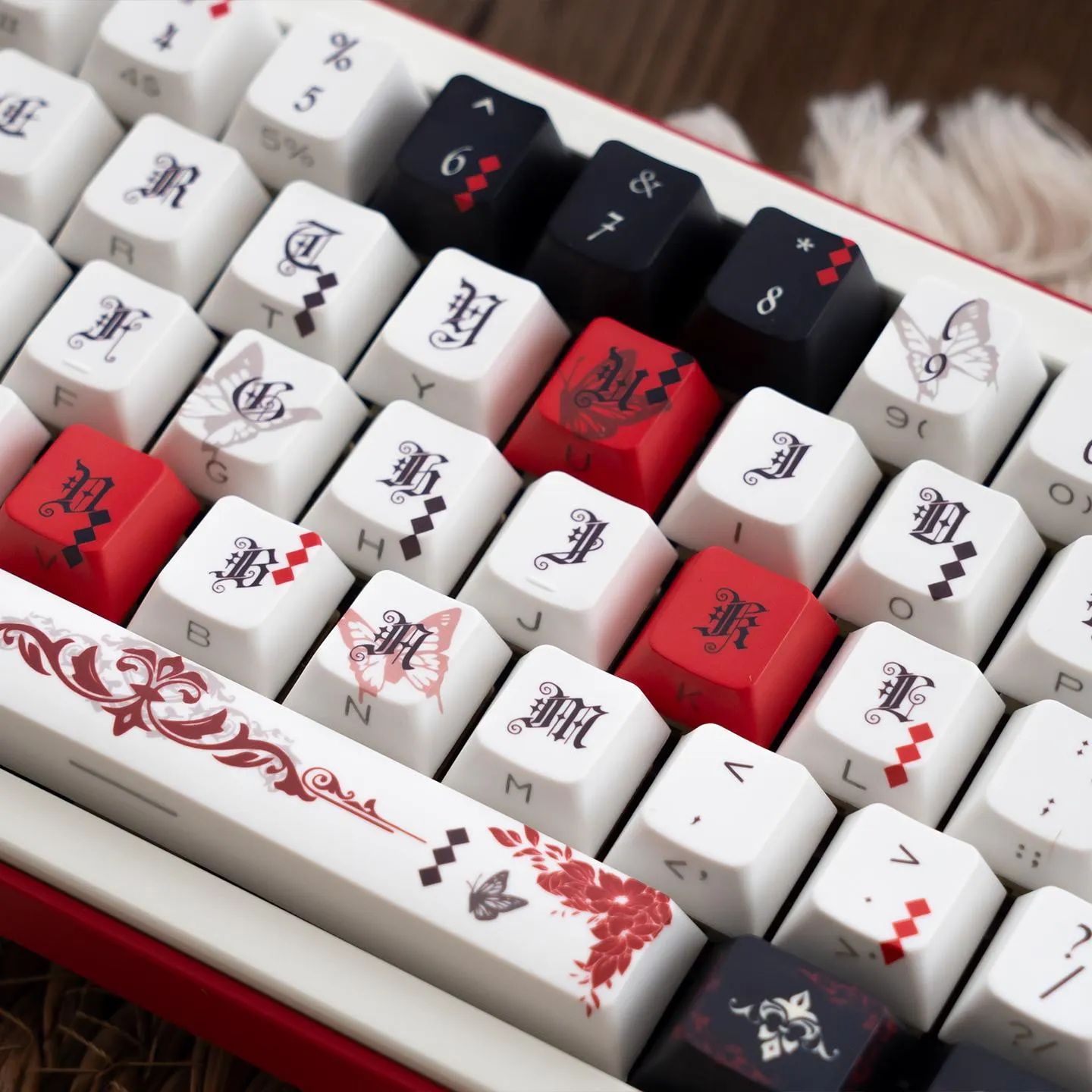 ink-butterfly-cherry-keycap-set-front