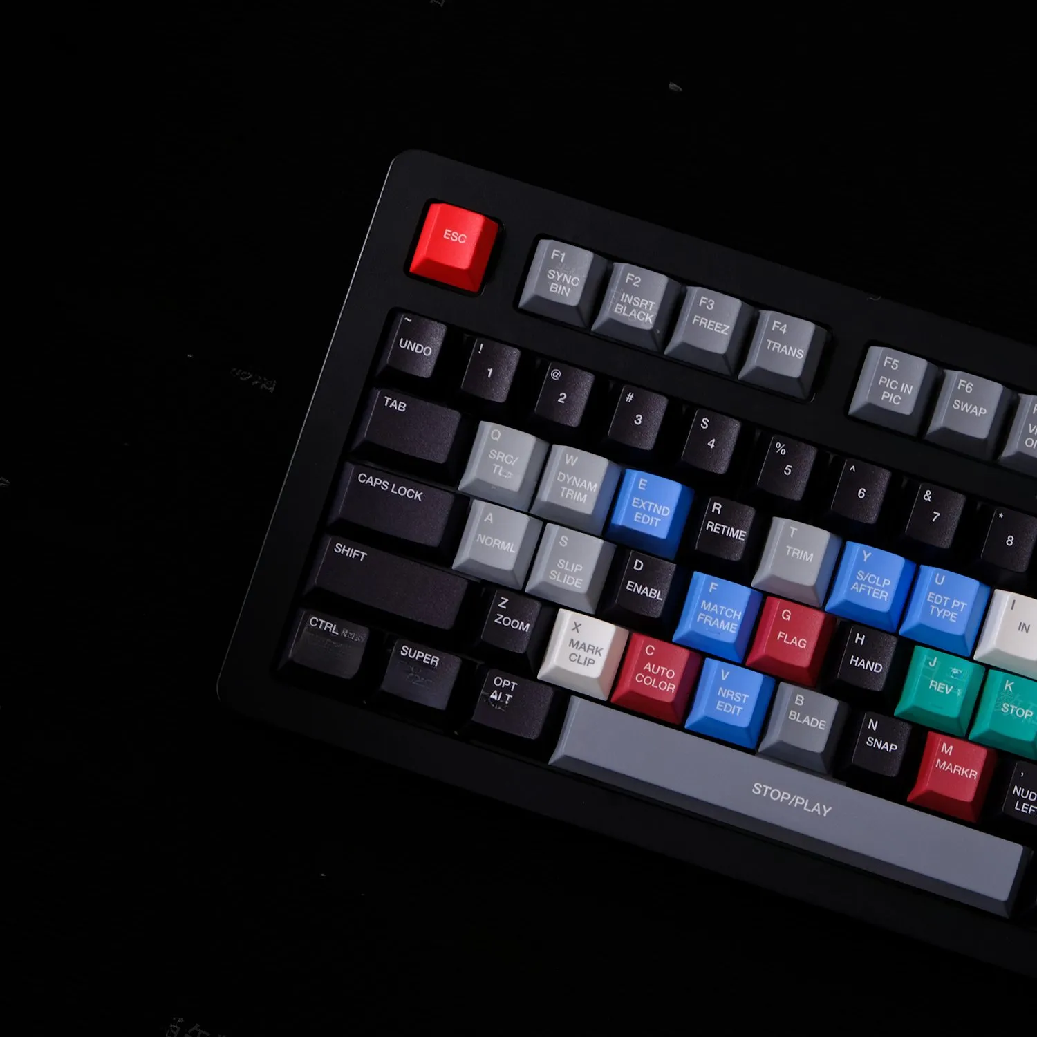 leonardo-da-vinci-oem-keycap-set-side