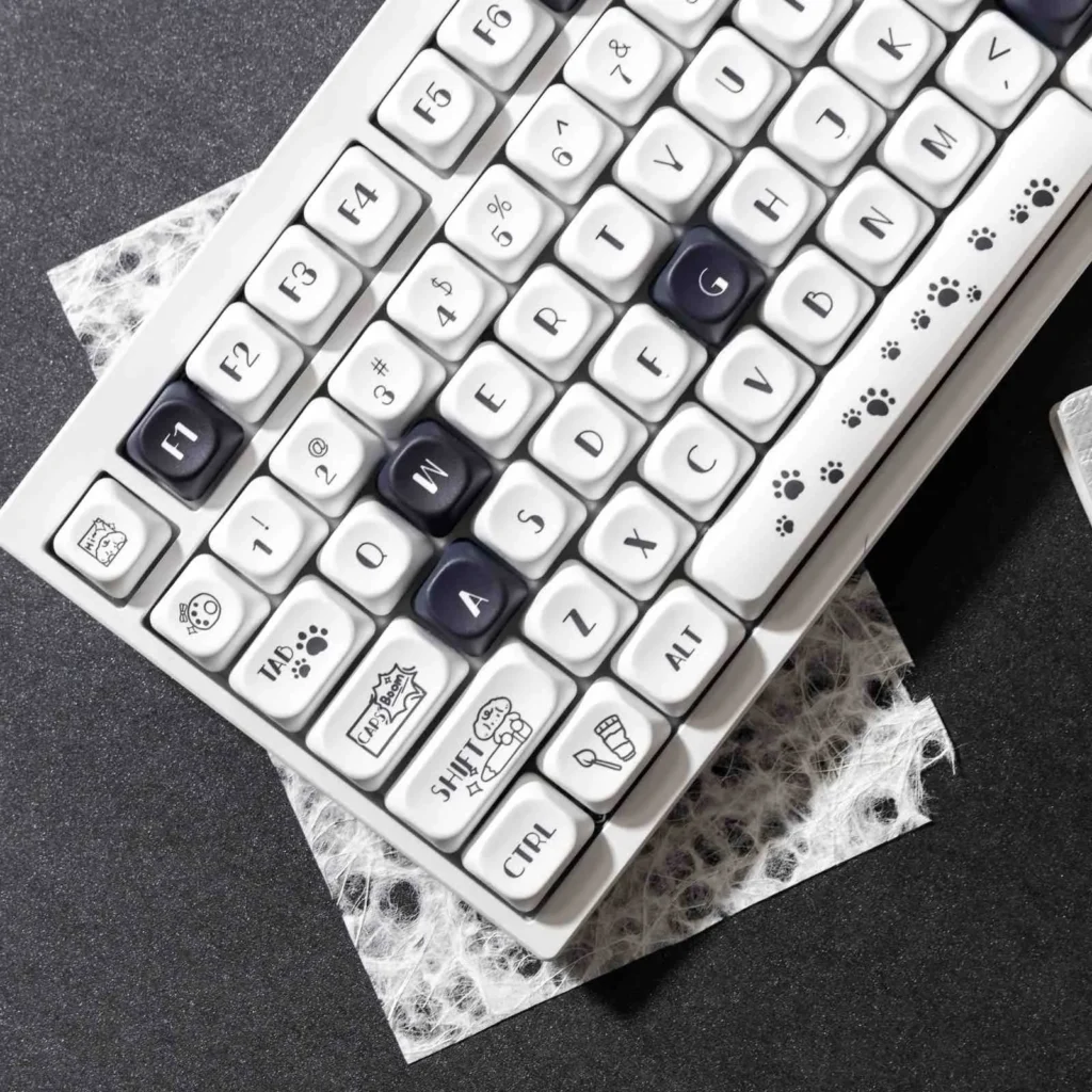 little-dog-comics-series-keycap-set-side