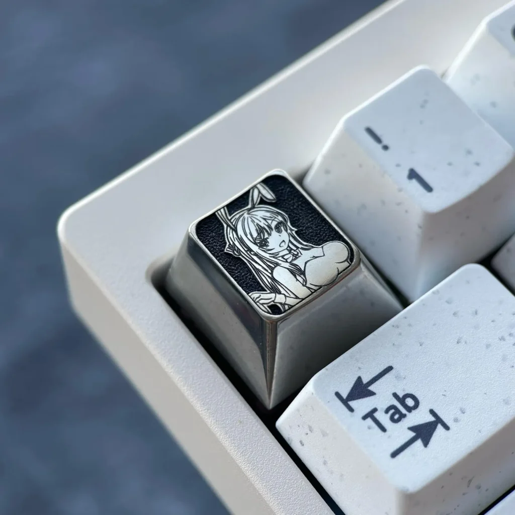 mai-sakurajima-rabbit-custome-keycap-side3