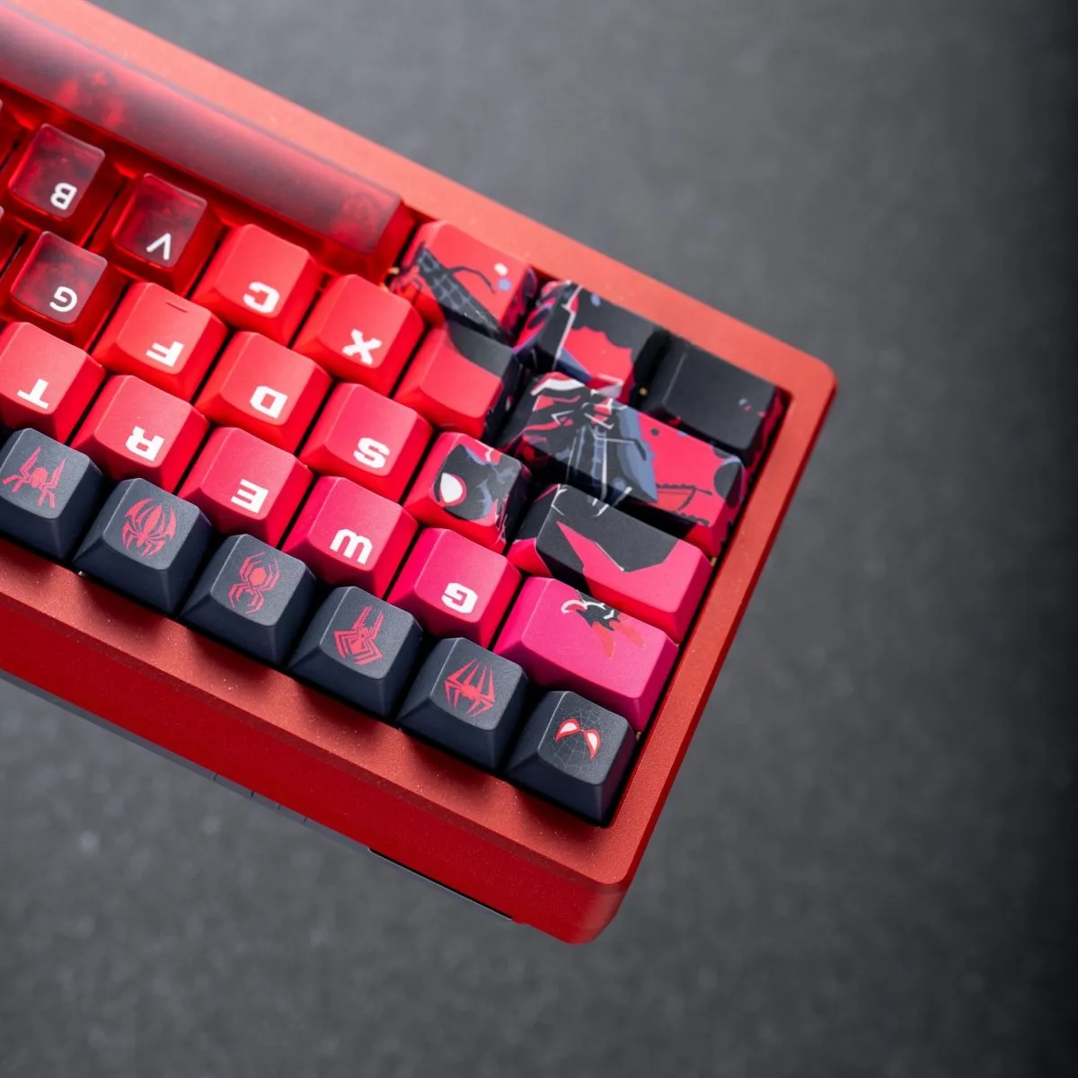 marvel-spiderman-oem-keycap-set-front
