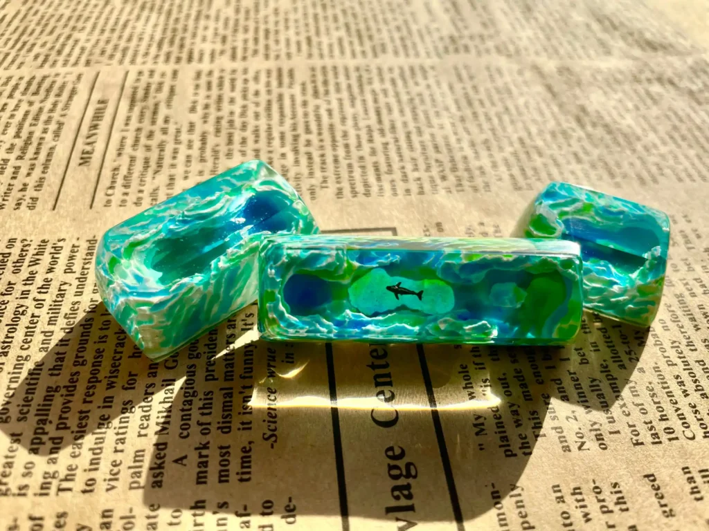 mountains-sea-transparent-keycaps-cover