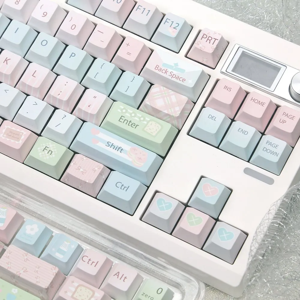 mousse-mood-cherry-keycap-set-side
