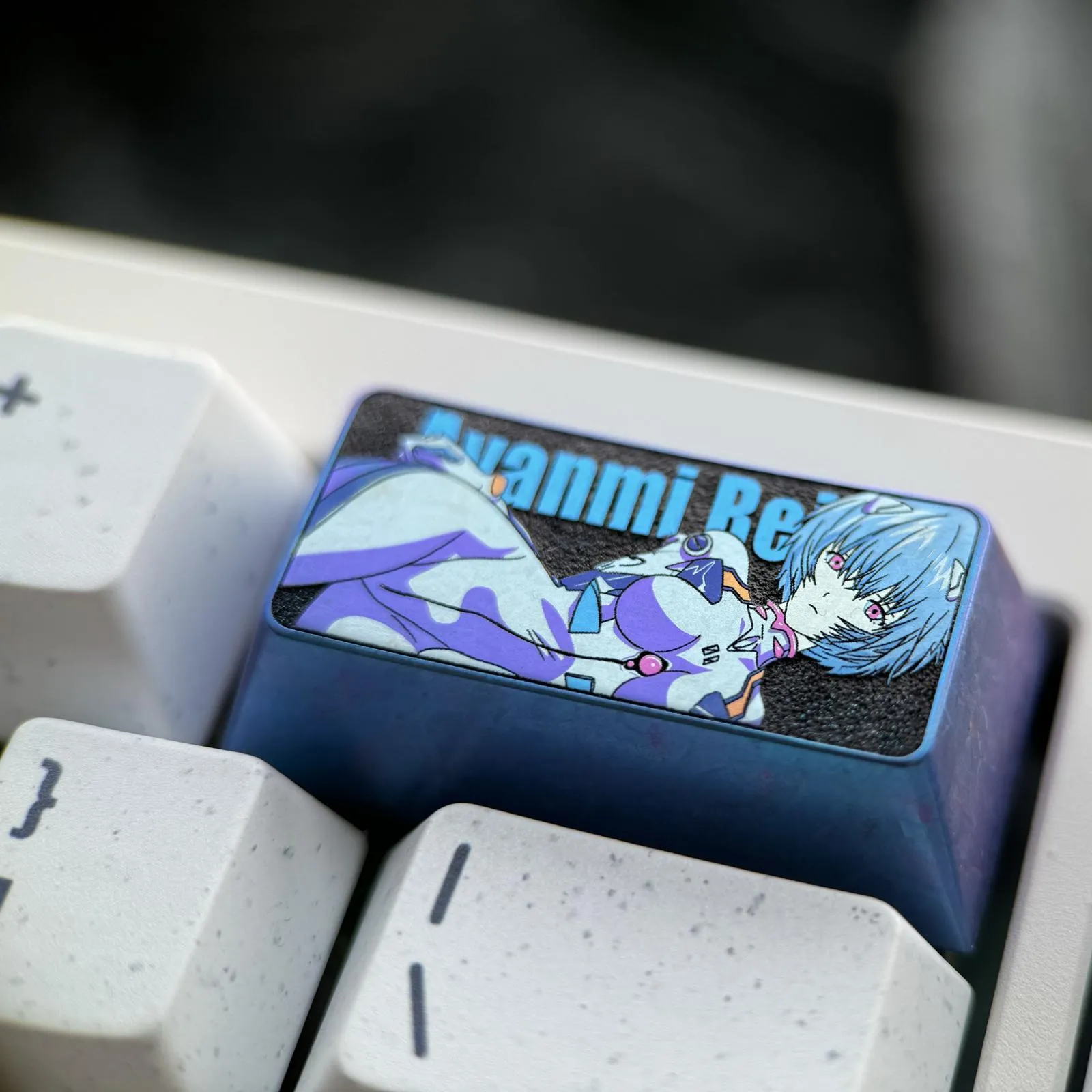neongenesis-evangelion-reiayanami-backspace-key-keycap-side2