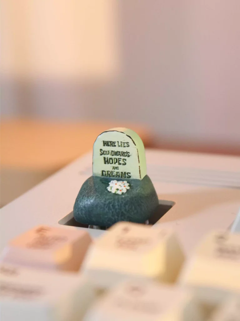 squidward-jq-tentacless-grave-keycap-cover