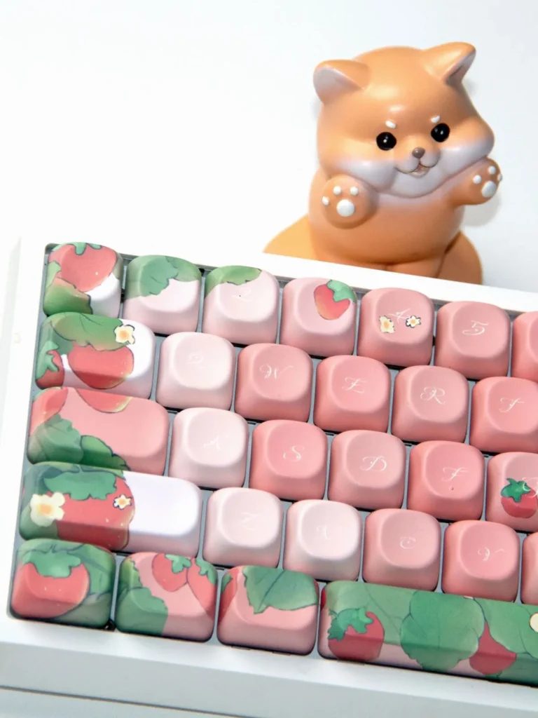 strawberries-series-keycap-set-qx3