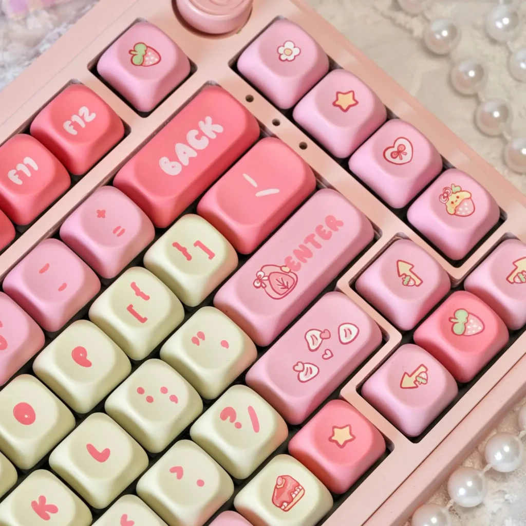 strawberry-chick-series-keycap-set-side4