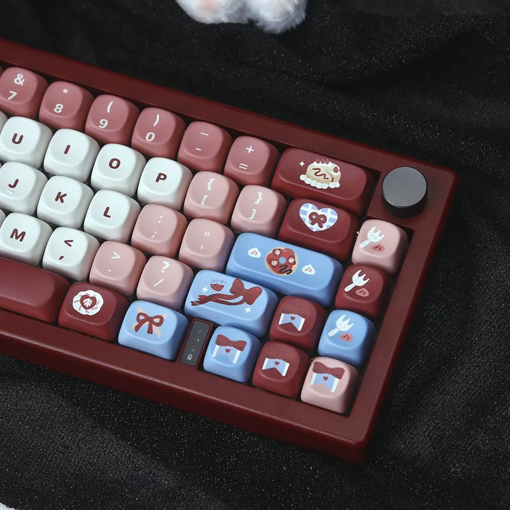 strawberry-fragrance-moa-keycap-set-side2