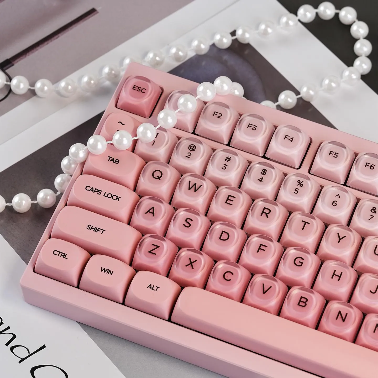strawberry-pink-hoa-keycap-set-side
