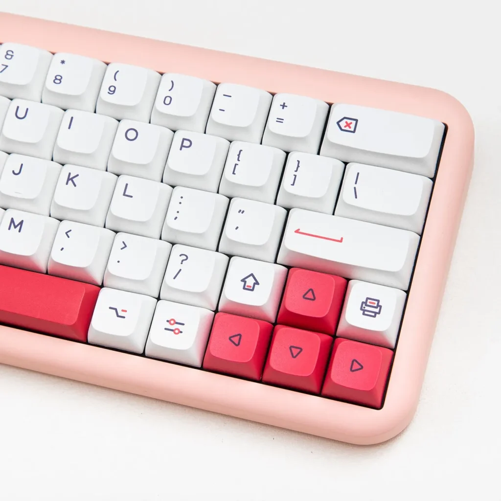 stylish-pink-xda-keycap-set-right