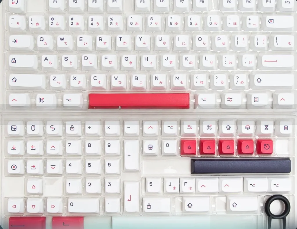 stylish-pink-xda-keycap-set-upfront