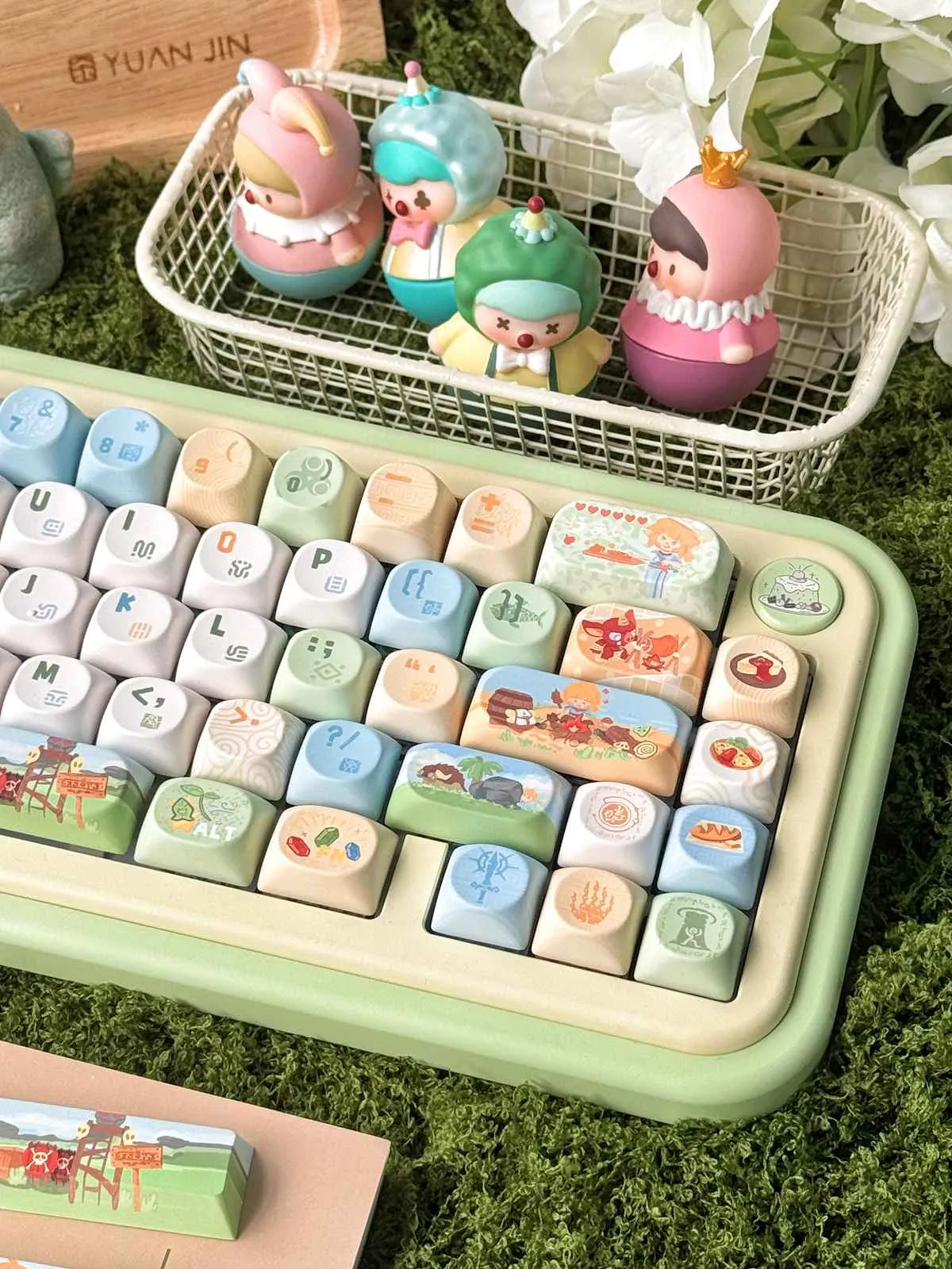 the-legend-of-zelda-characters-keycapset-side2