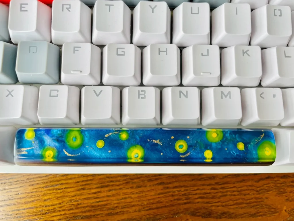 vangogh-starrysky-space-key-transparent-keycap-display