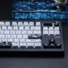 adorable-bear-cherry-keycap-set-right2