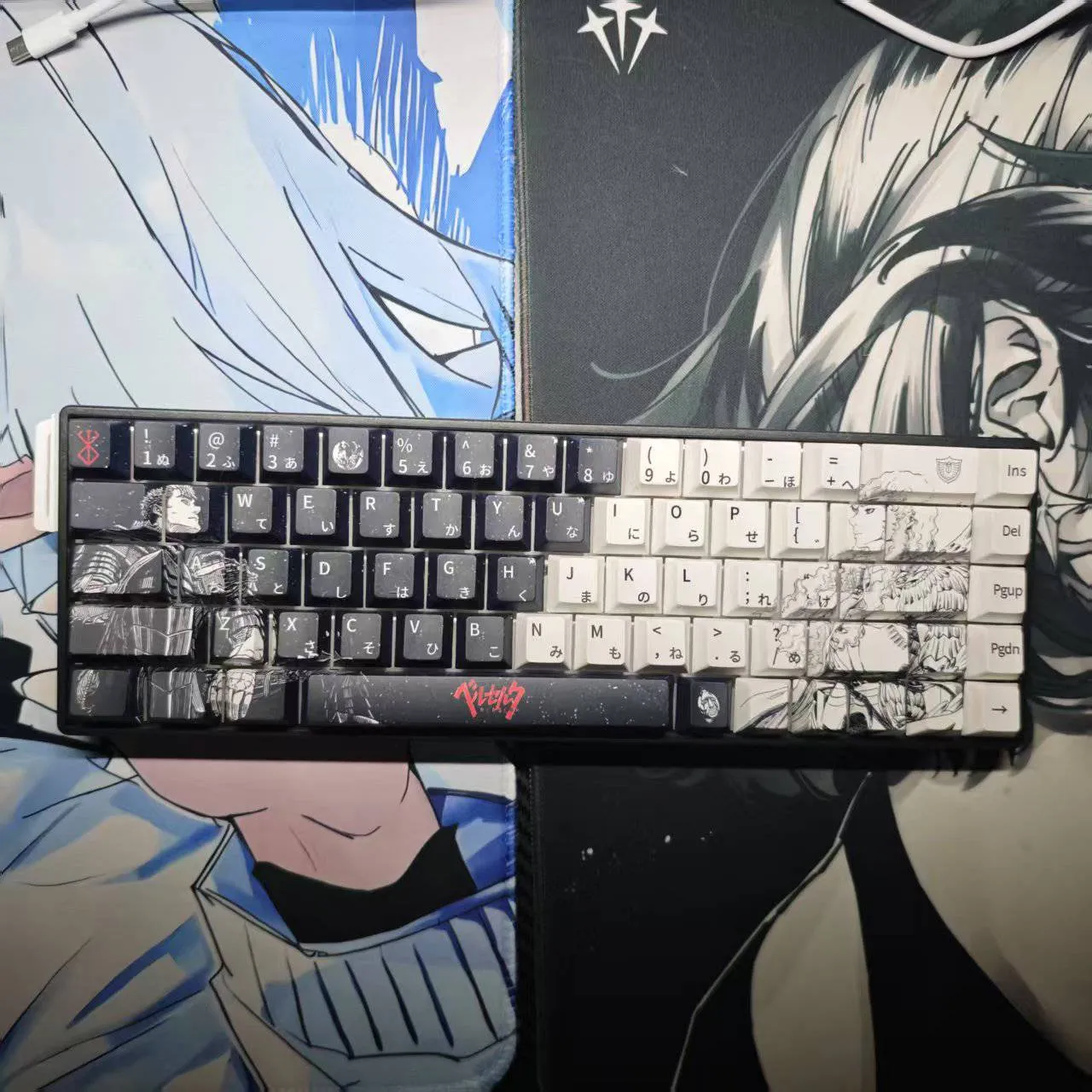 berserk-character-keycap-set-upfront2