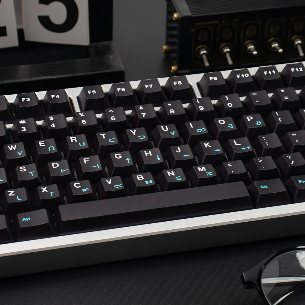 black-dolch-cherry-keycap-set-front