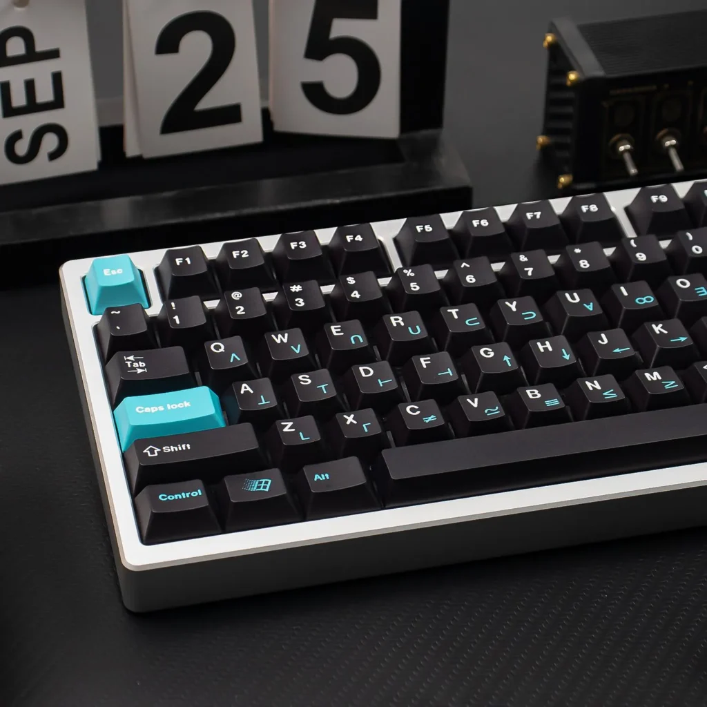 black-dolch-cherry-keycap-set-left