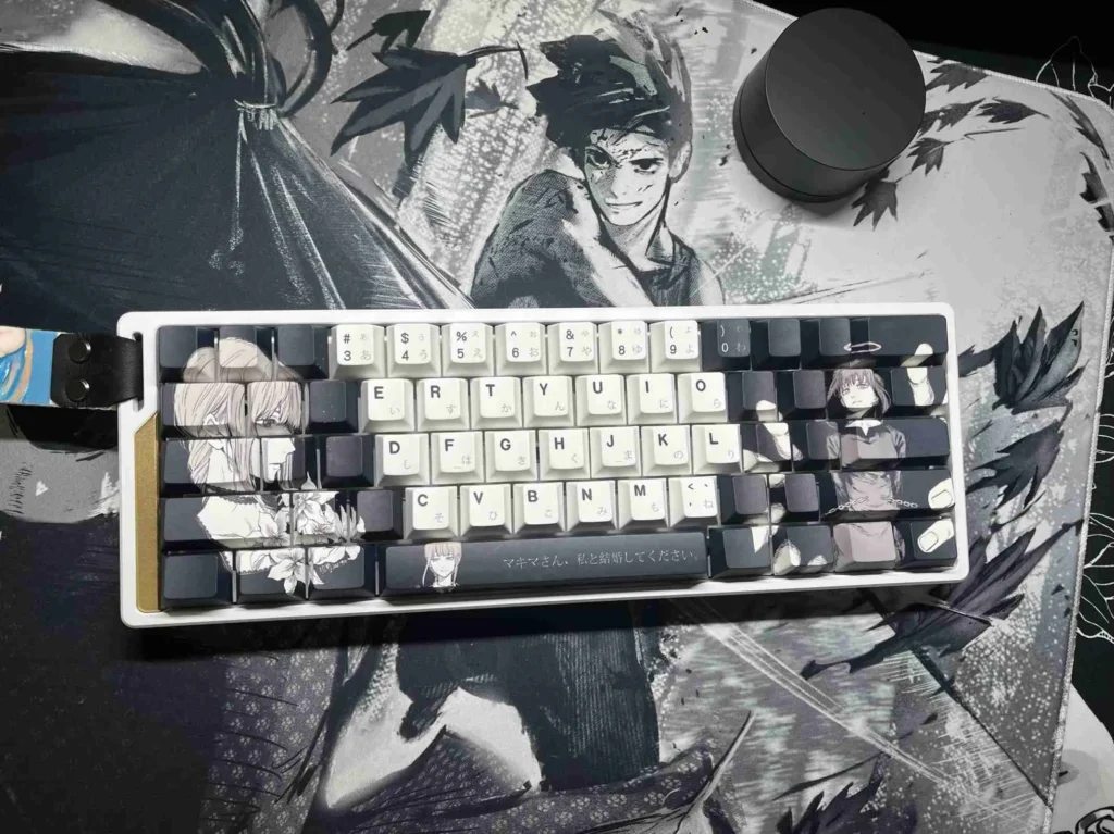 chainsaw-man-black-makima-cherry-keycapset-cover