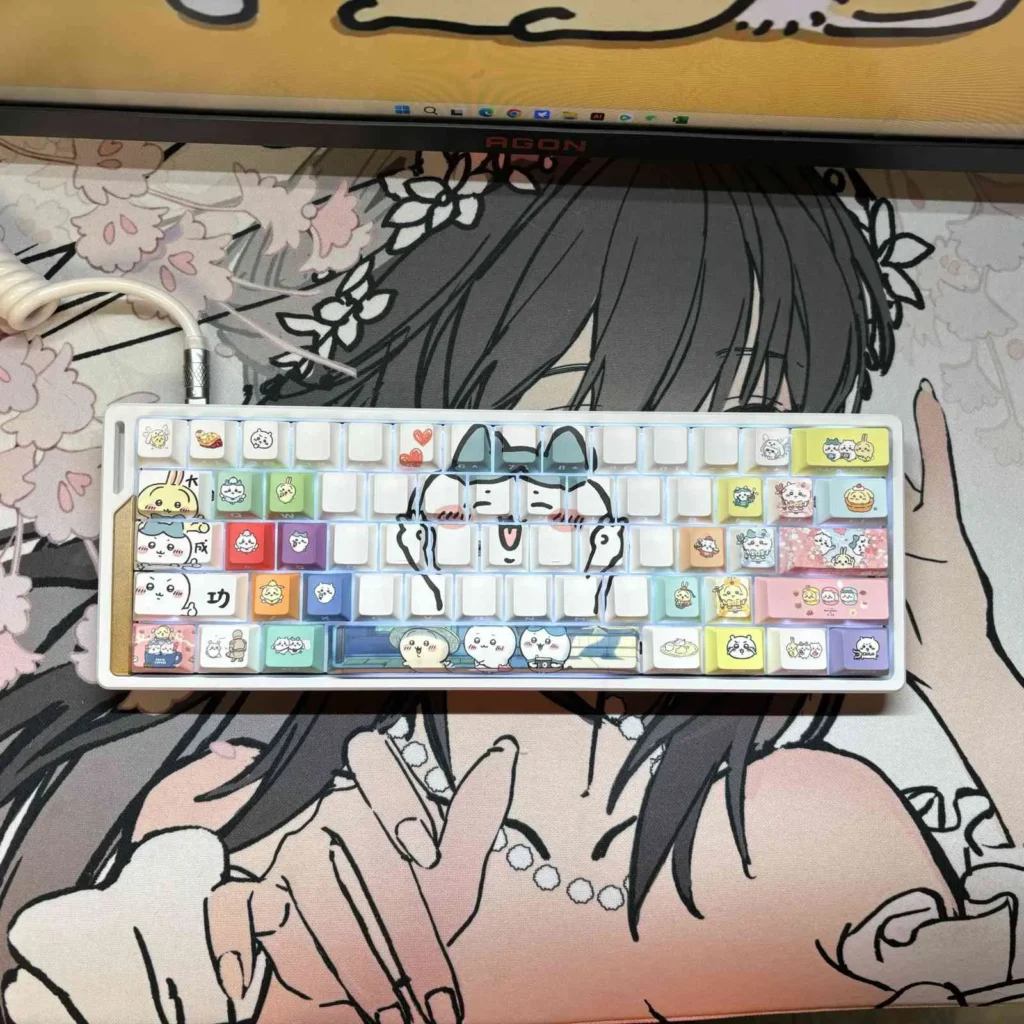 chiikawa-adorable-chiikawa-cherry-keycap-set-cover