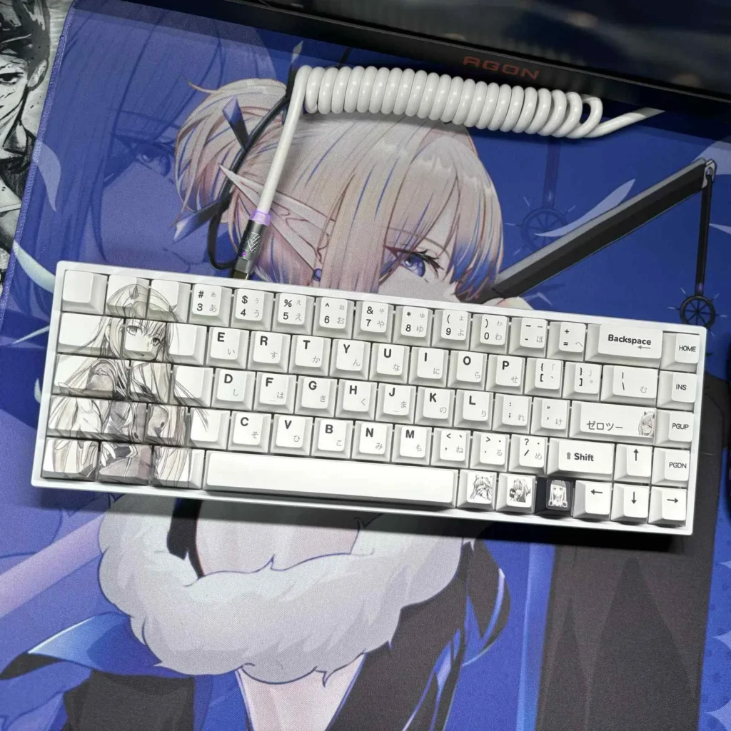 darlinginthefranxx-zero-two-cherry-keycap-set-cover