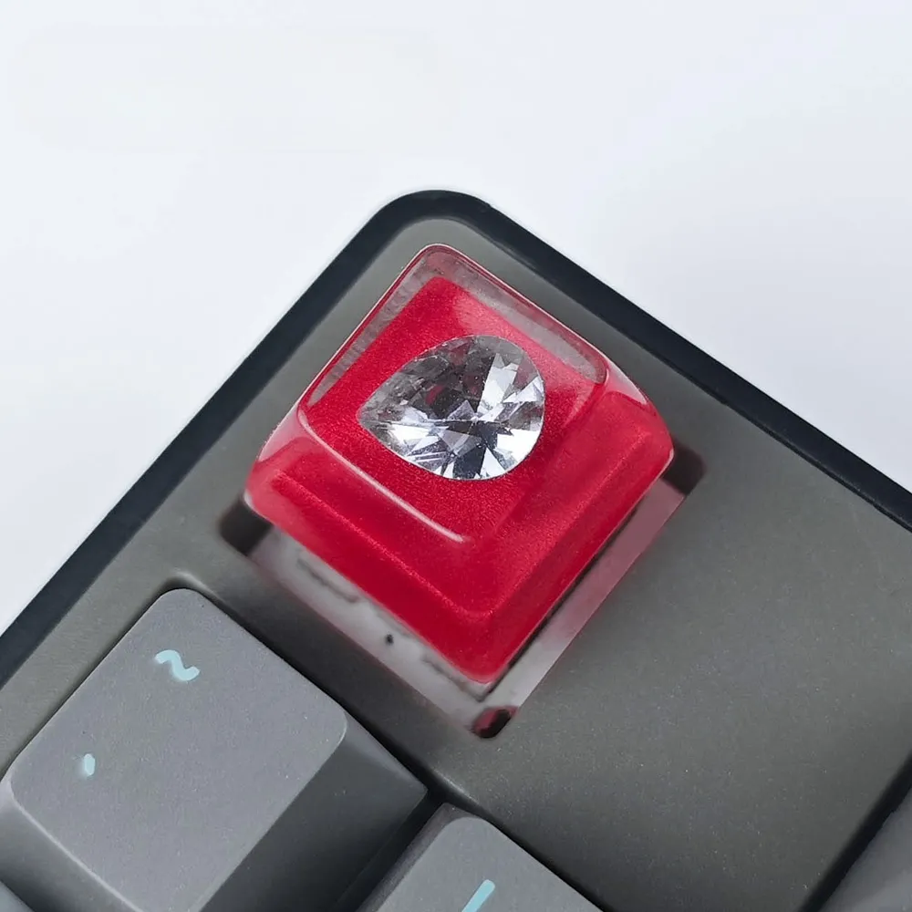 deltaforce-heart-of-africa-transparent-keycap-upfront2
