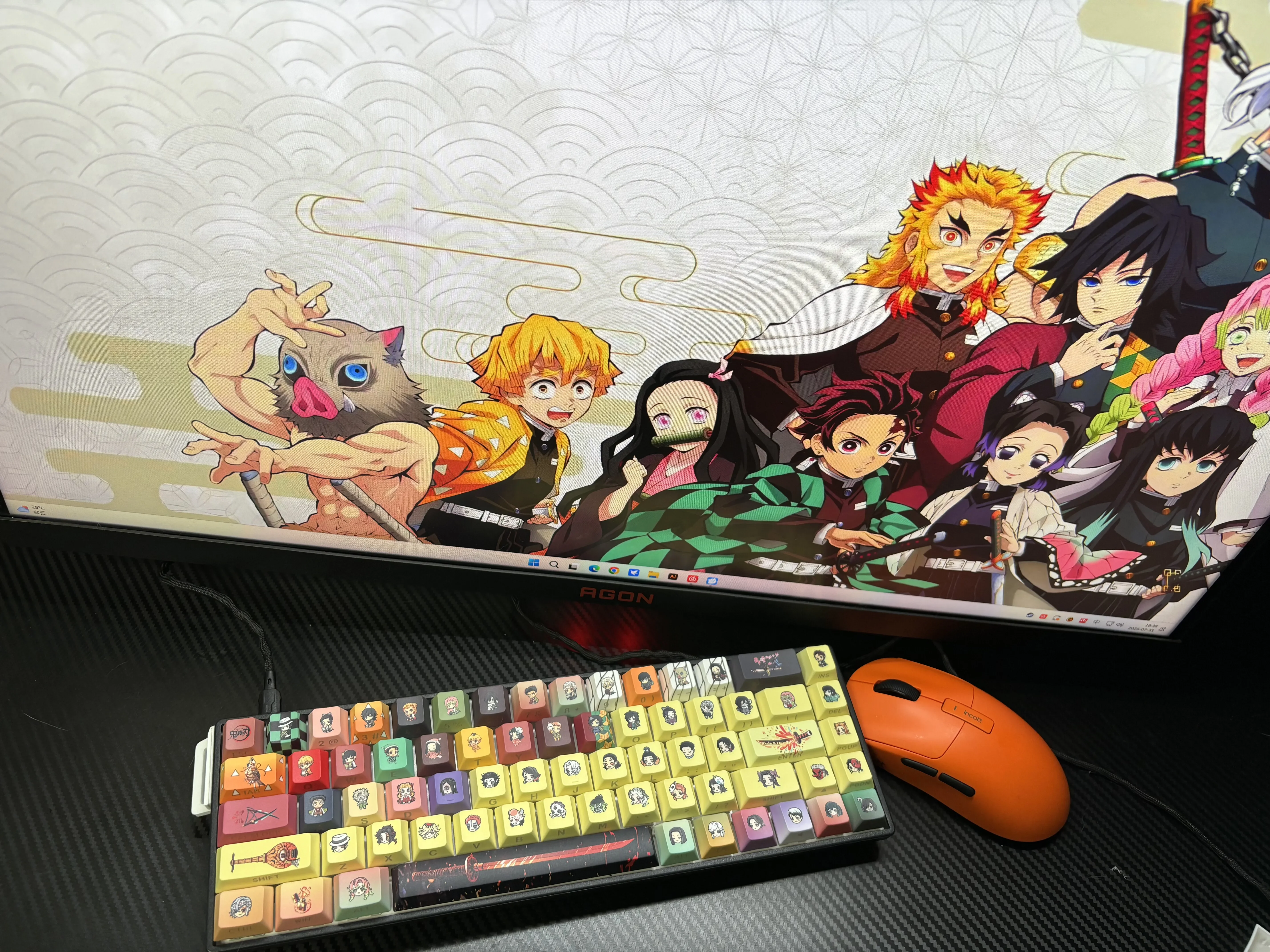 Explore the vibrant Epic Demon Slayer keycap set, showcasing luminous side-lit legends and dynamic anime iconography for your mechanical keyboard.