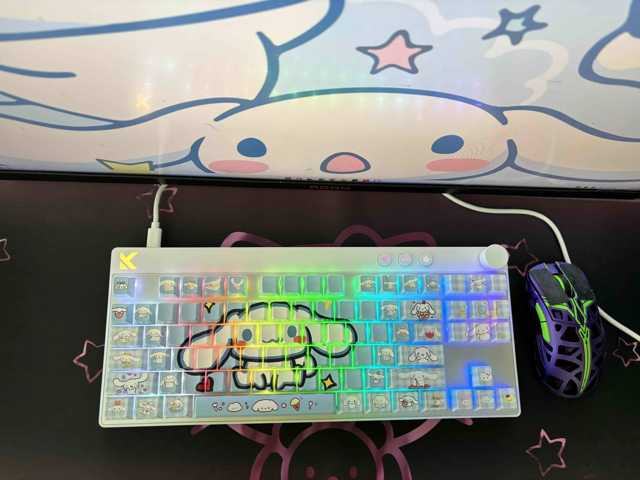 hello-kitty-cinnamoroll-cherry-keycap-set-upfront2