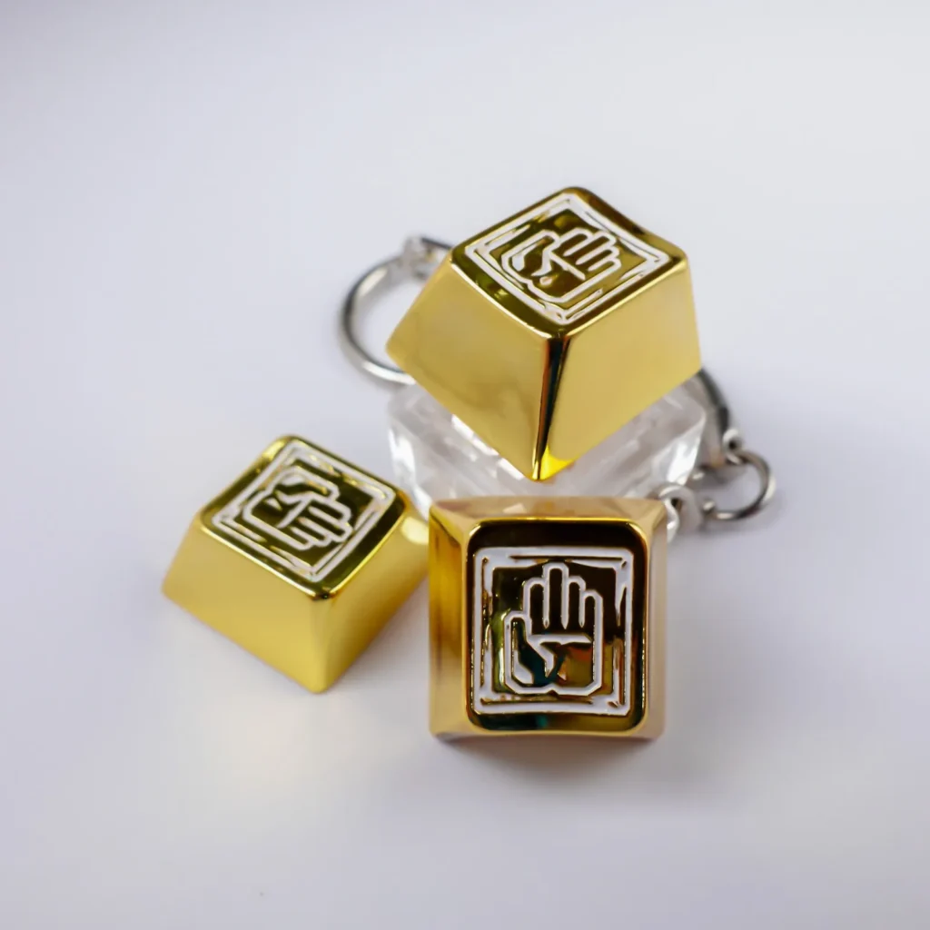 jojosbizarre-adventure-jotarokujo-hand-badge-keycaps-cover