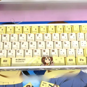 kon-yui-hirasawa-cherry-keycap-set-cover