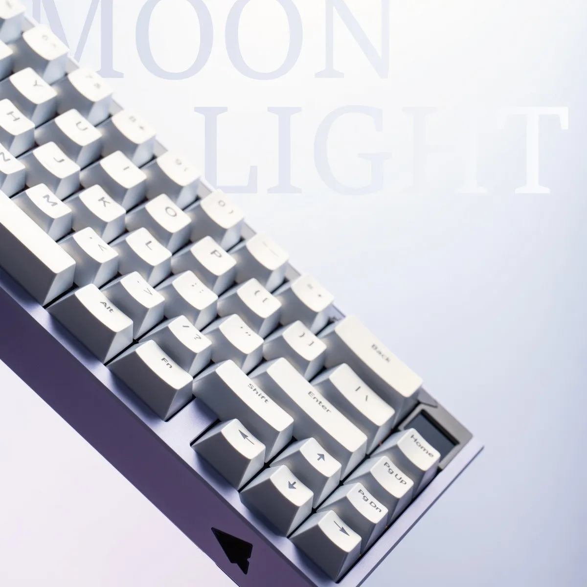 moonlight-white-cherry-minimal-keycap-set-front