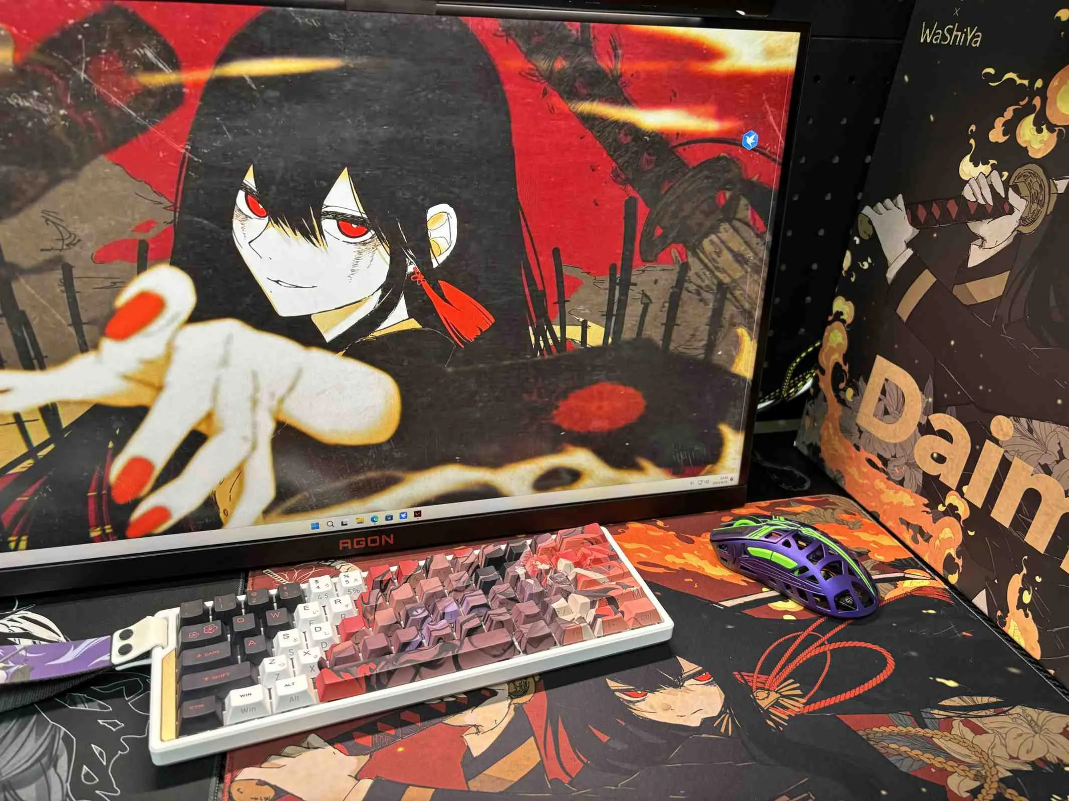 nine-tailed-fox-cherry-keycap-set-side