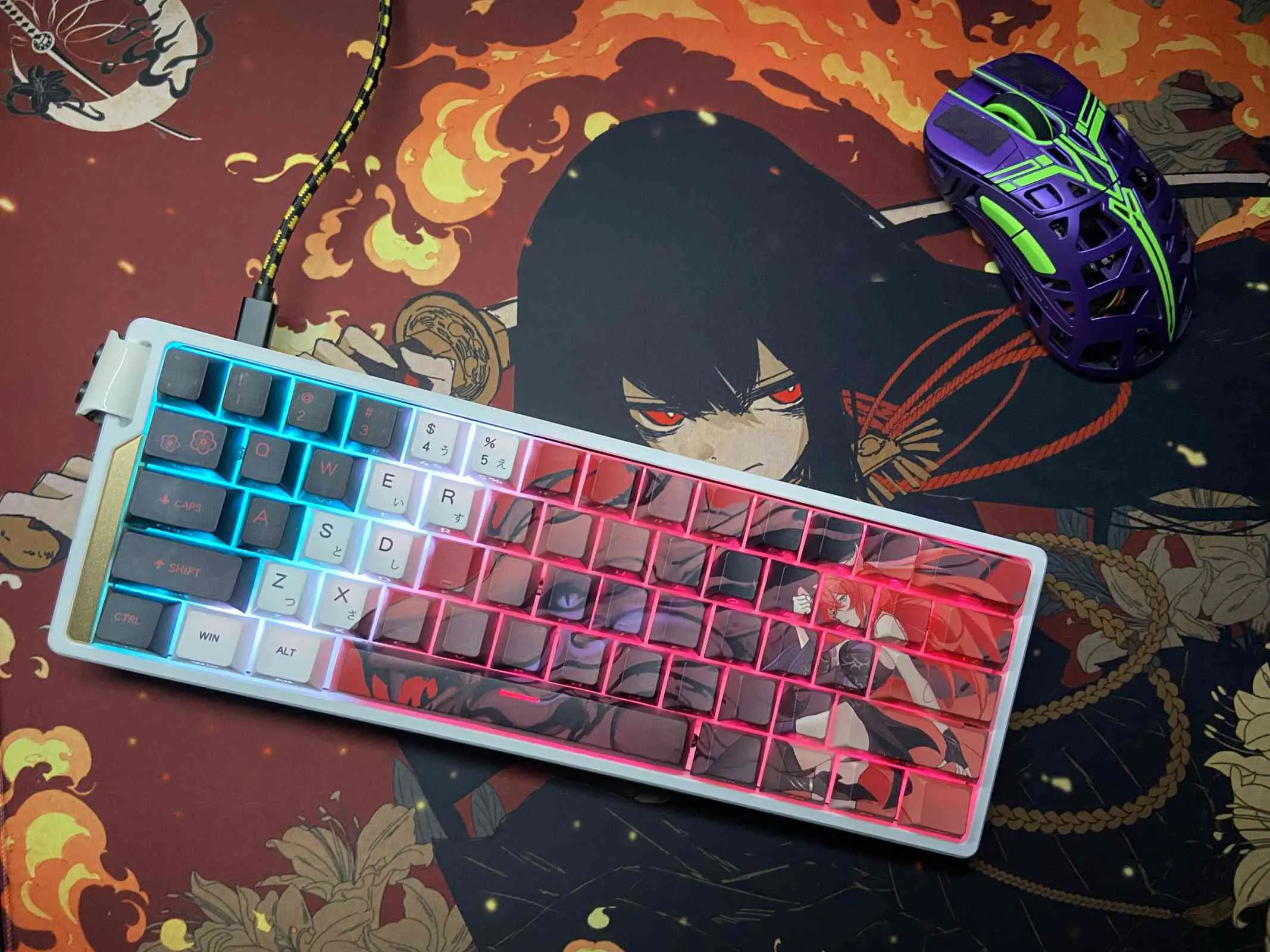 nine-tailed-fox-cherry-keycap-set-upfront4