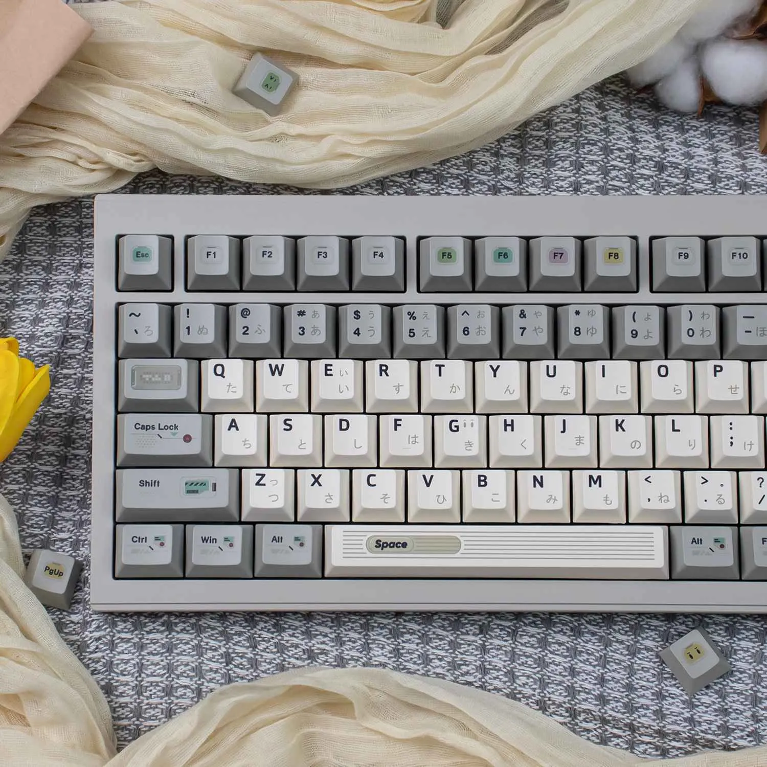 retro-elf-cherry-keycap-set-left