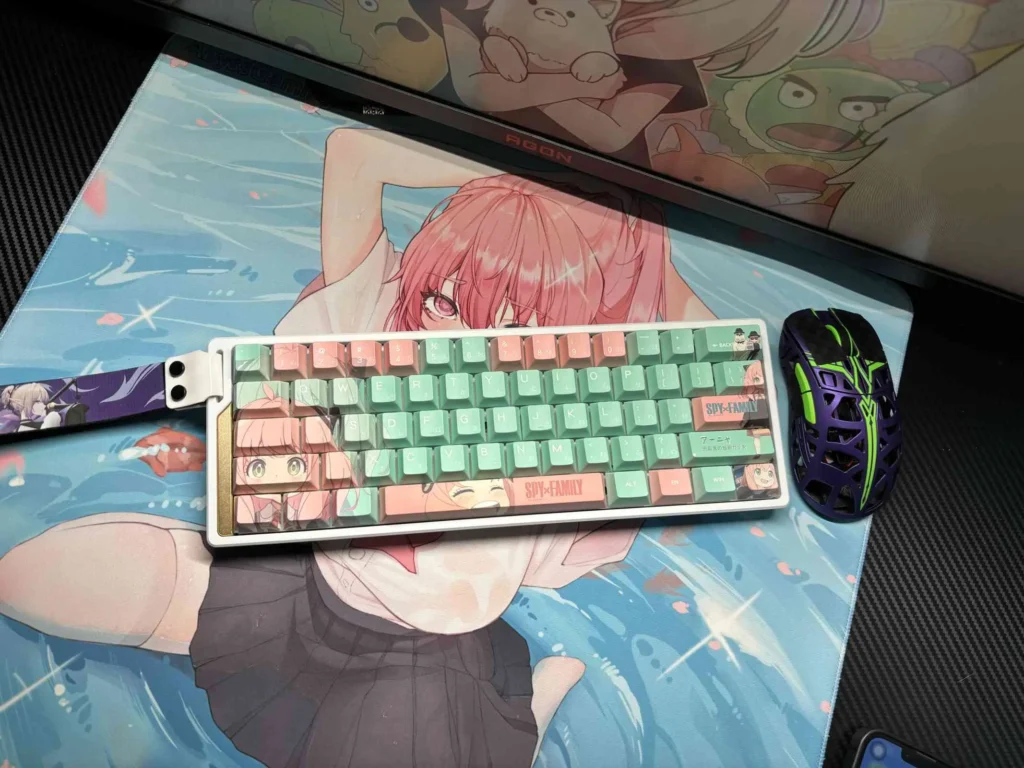 spyxfamily-anya-forger-cherry-keycap-set-cover