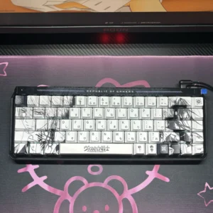 Elegant side-engraved PBT Vampire Keycaps with a dark romantic, gothic aesthetic and subtle anime-inspired details. Ideal for custom keyboards.